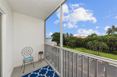 A home in Lake Worth Beach