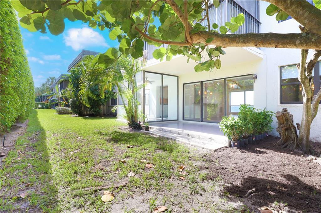 Palm Villas - Residential