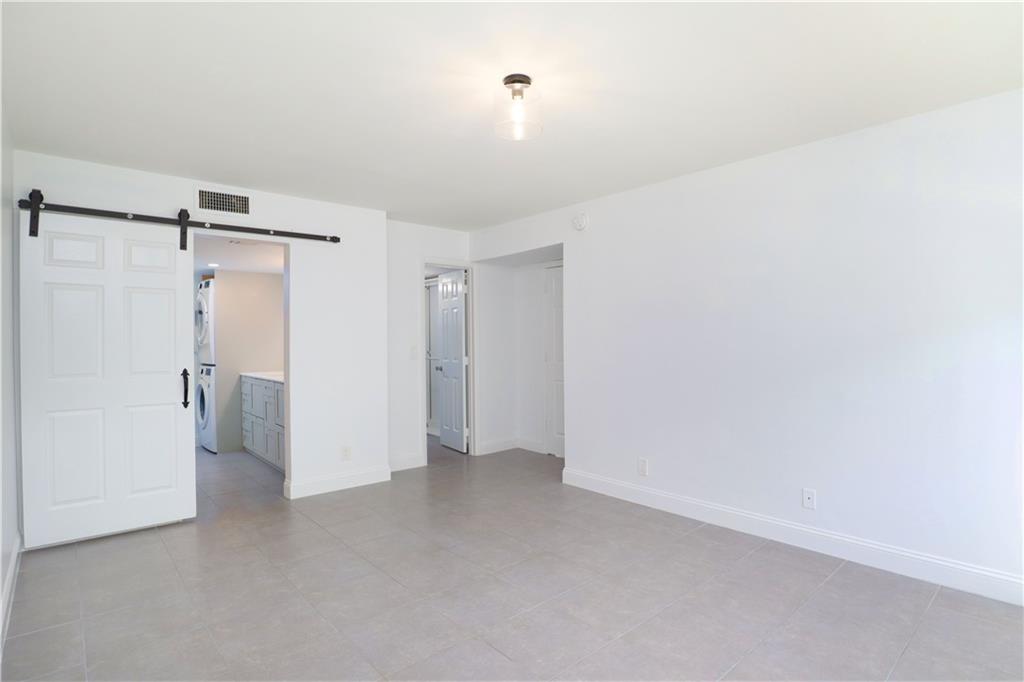 Palm Villas - Residential