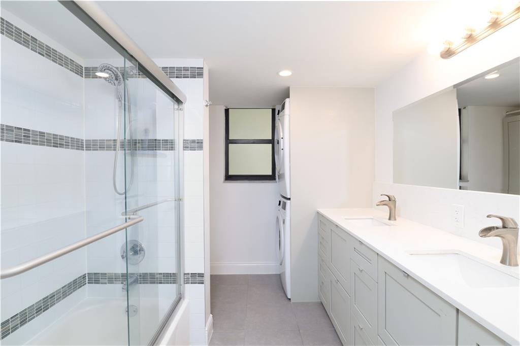 Palm Villas - Residential