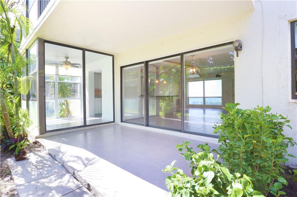 Palm Villas - Residential