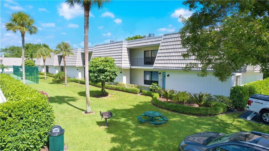 Palm Villas - Residential