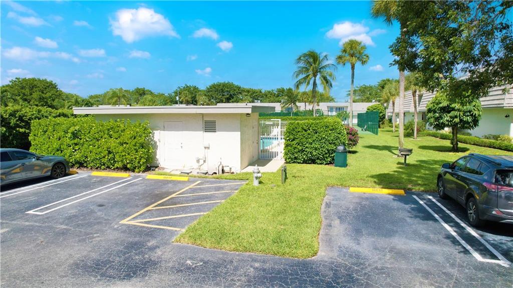 Palm Villas - Residential