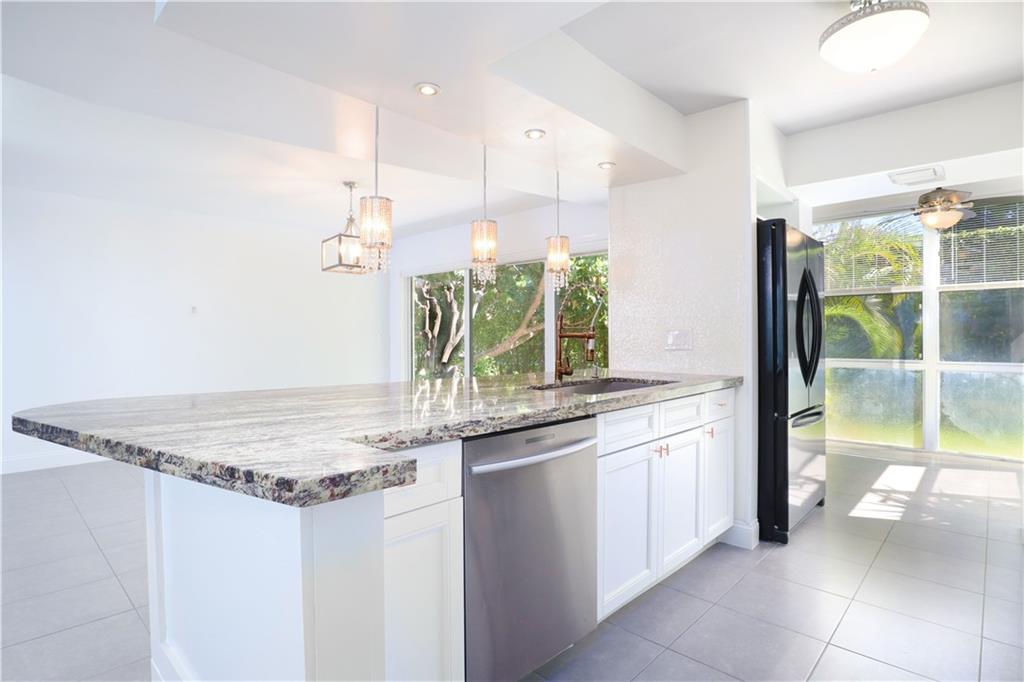 Palm Villas - Residential