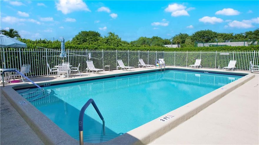 Palm Villas is a boutique community of condos located in Delray Beach! This open floor plan ushers in Modern finishes, brand new flooring throughout, updated bathrooms and kitchen. Fresh paint throughout. New electric panel. Walk in closets in both bedrooms. Split floor plan. Light and bright, this corner unit comes with 3 additional outdoor storage units and a bonus room known as a Solarium. Tennis courts and pool right in front of unit. Minutes to Atlantic Avenue, the beach, Delray Market place, shopping and more. The community just went through a complete update, including paint, new outdoor fixture, concrete restoration, new roof... Call today to schedule your showing, fall in love and make an offer!