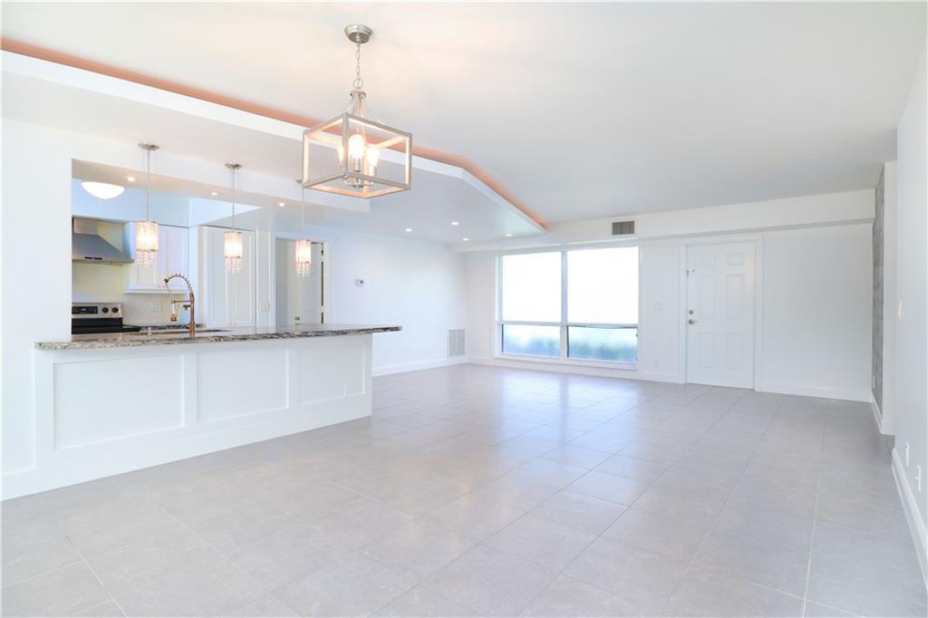 Palm Villas - Residential