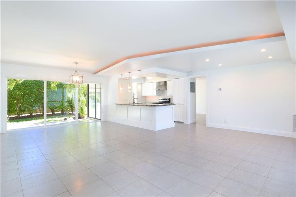 Palm Villas - Residential