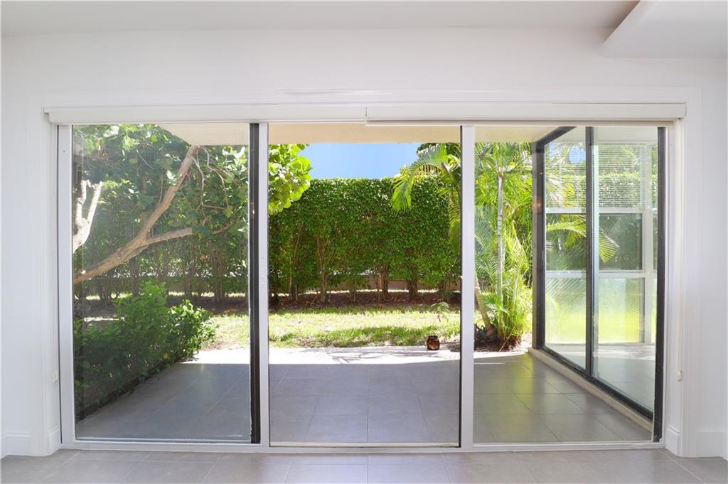 Palm Villas - Residential