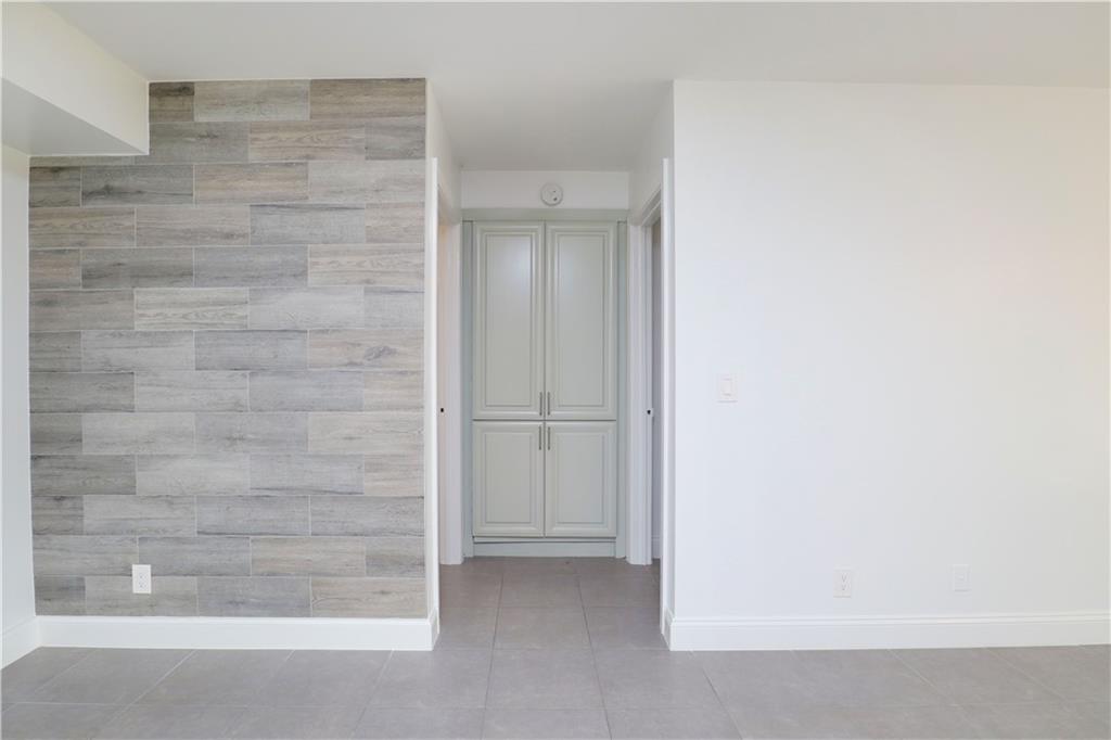 Palm Villas - Residential