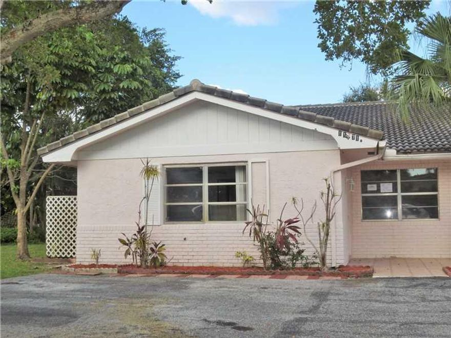 This 3/2 Home Features An Upgraded Kitchen w/ Granite Countertops, Updated Cabinets & Double Wall Ovens! Crown Moulding! Separate Living & Family Rooms w/ 2 Bonus Rooms! Large Master Bdrm w/ Walk-in Closet! Laundry Room! Spacious Backyard! New 2014 AC Uni t! This is a Fannie Mae Homepath Property! First Time Buyers: Complete the HomePath Ready Buyer homeownership course on Homepath com to request up to 3% closing cost assistance. Restrictions apply!