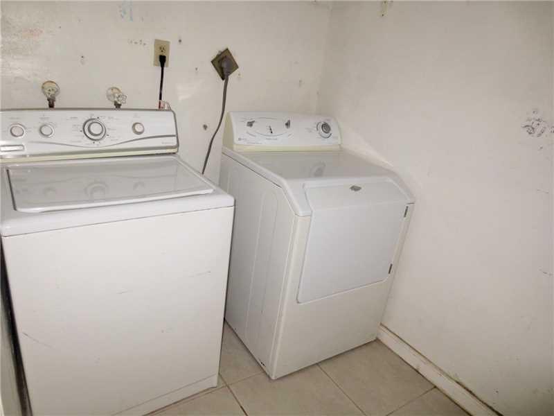 CASTLEWOOD - Residential