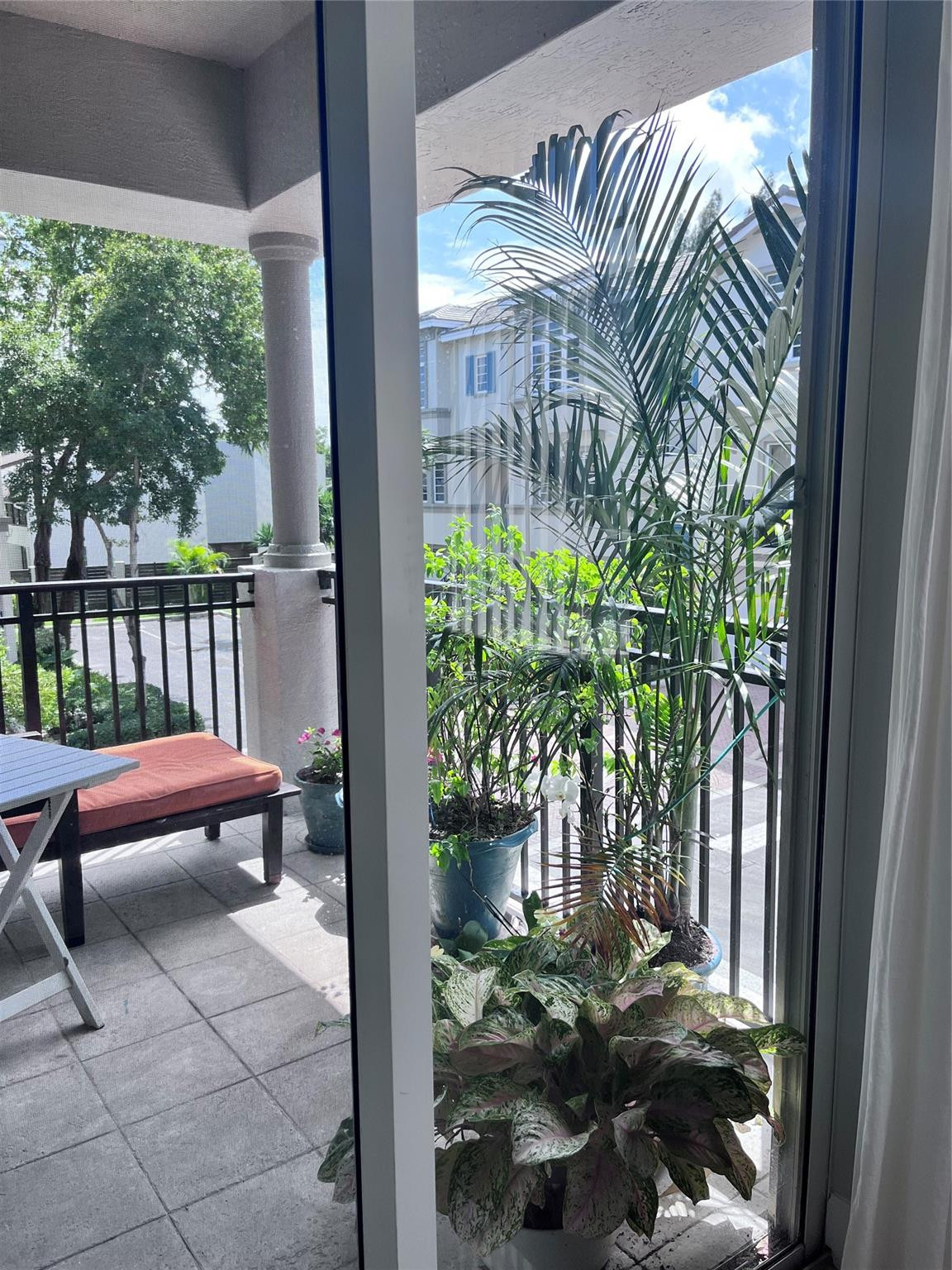 SOIGNE PLAT - Residential