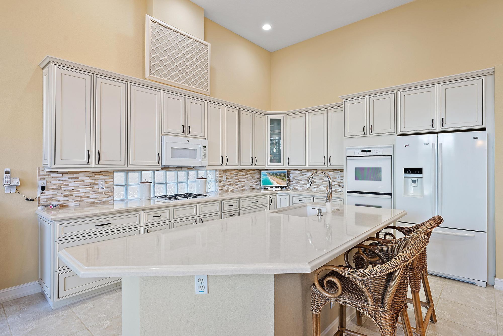 IBIS GOLF AND COUNTRY CLU - Residential