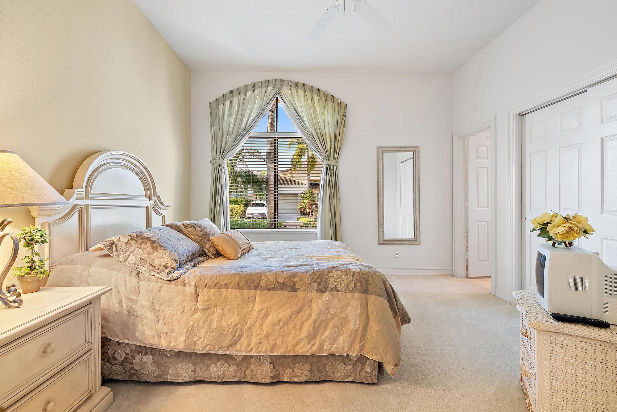 IBIS GOLF AND COUNTRY CLU - Residential