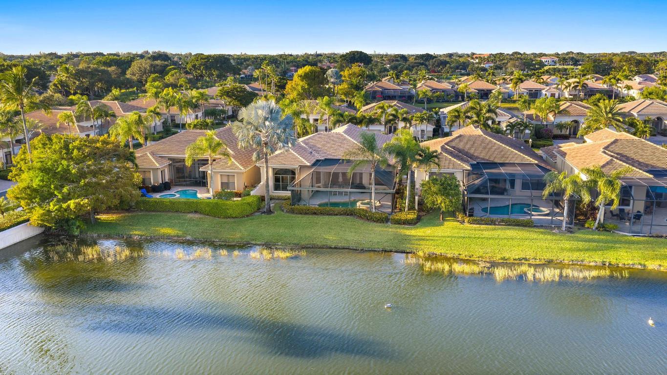 10260 Blue Heron Point