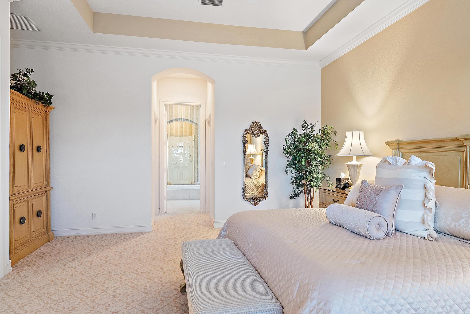 IBIS GOLF AND COUNTRY CLU - Residential