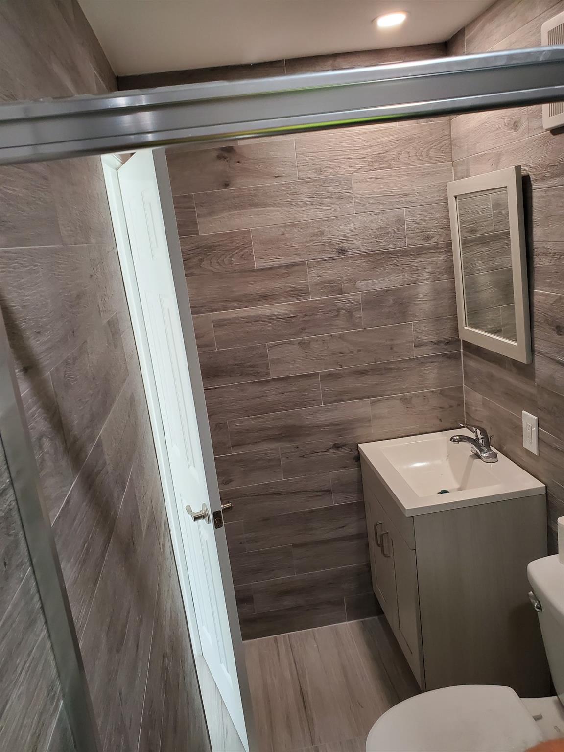 PINEHURST - Residential Lease