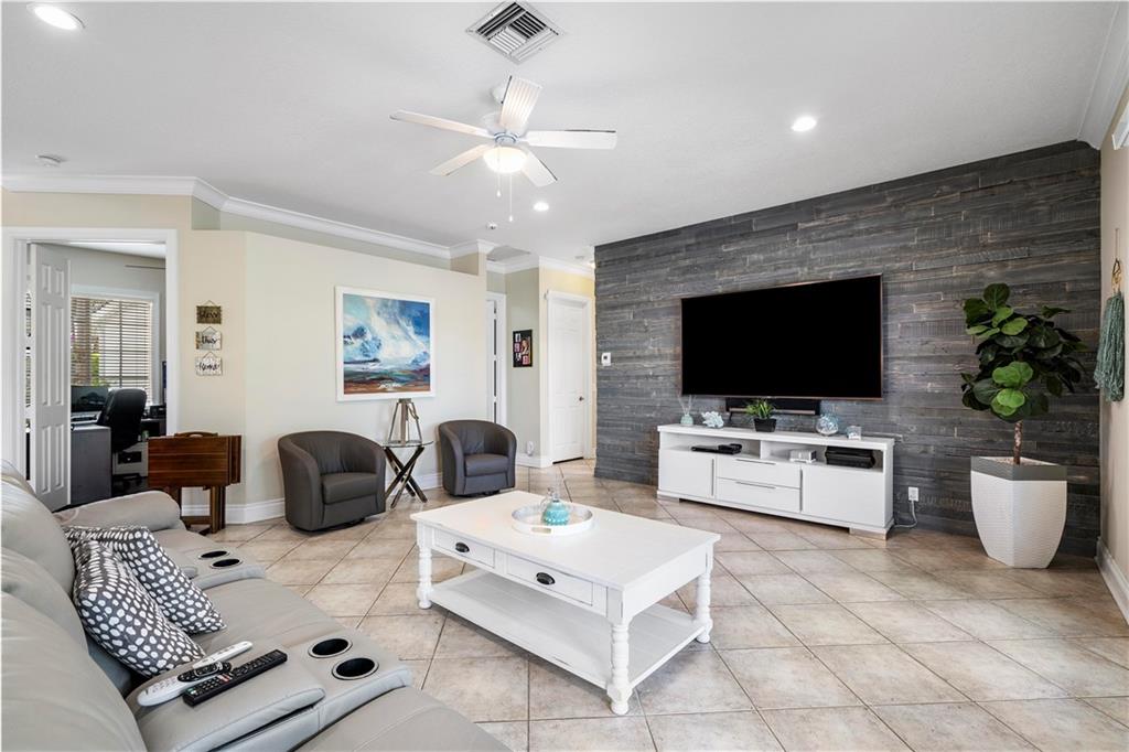 EAGLE WATCH-WHCC - Residential