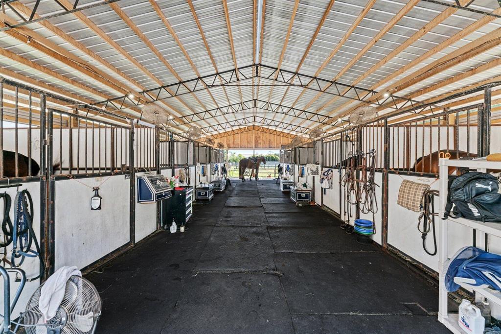 SADDLE TRAIL PARK OF WELL - Residential