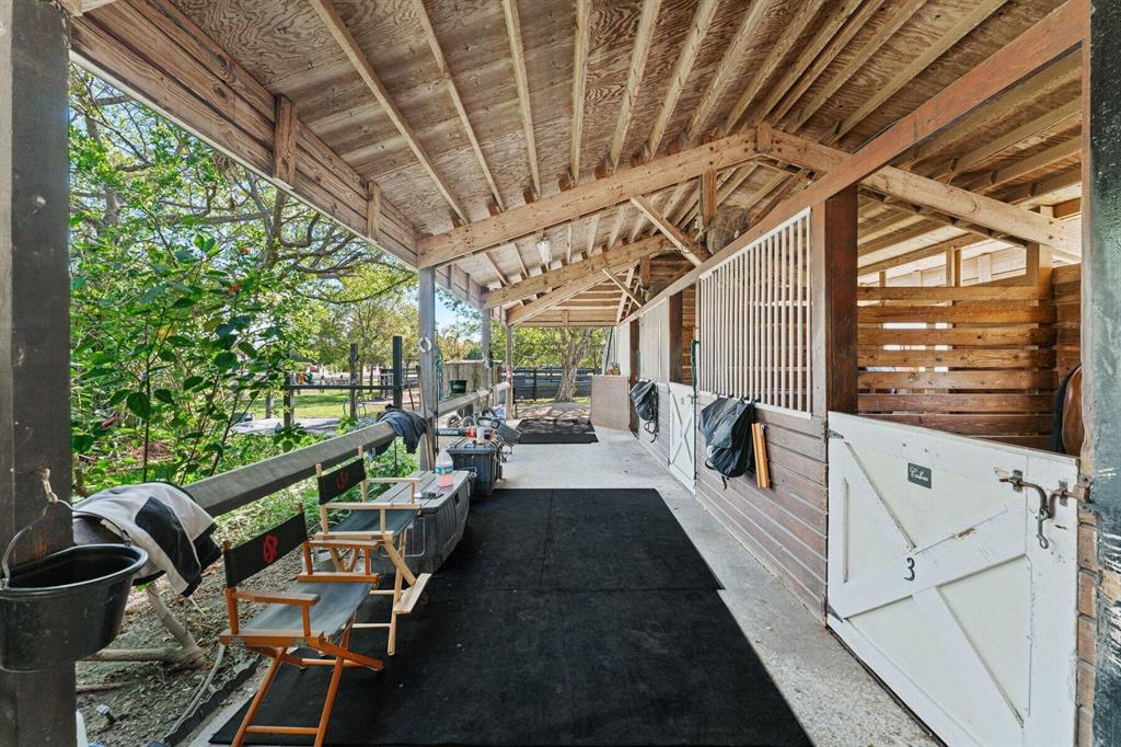 SADDLE TRAIL PARK OF WELL - Residential