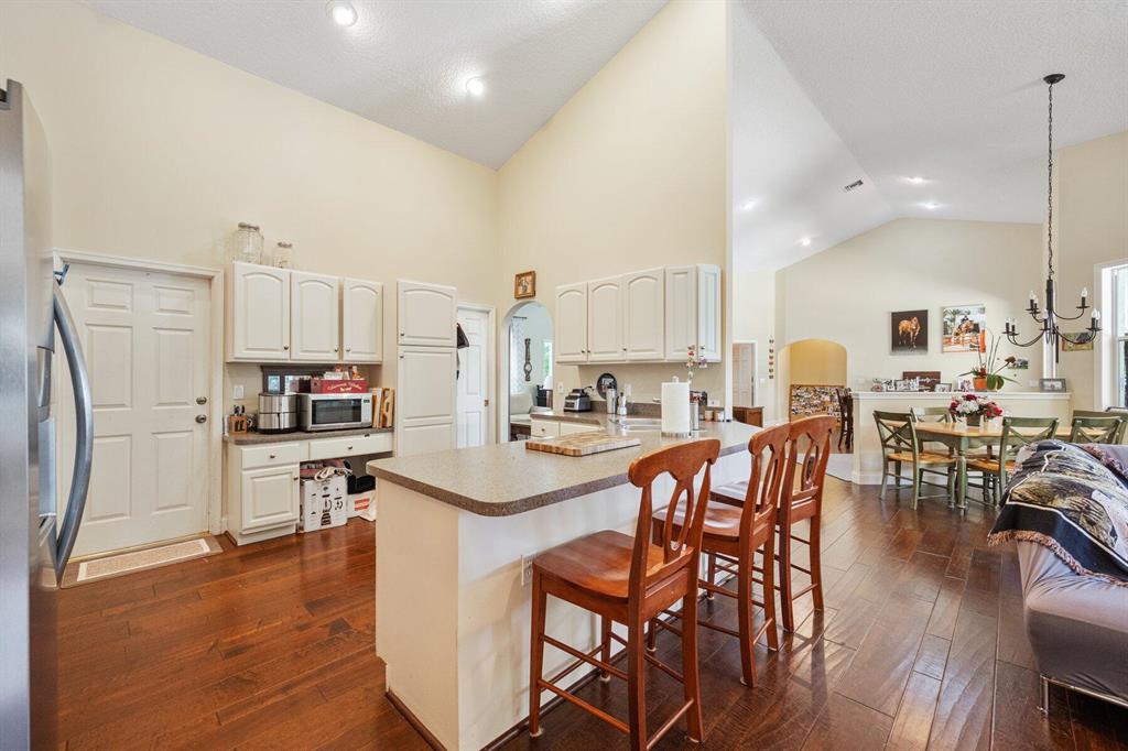 SADDLE TRAIL PARK OF WELL - Residential