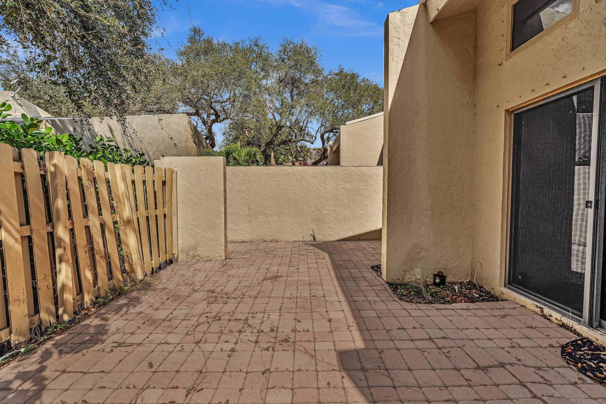 WOODLET - Residential