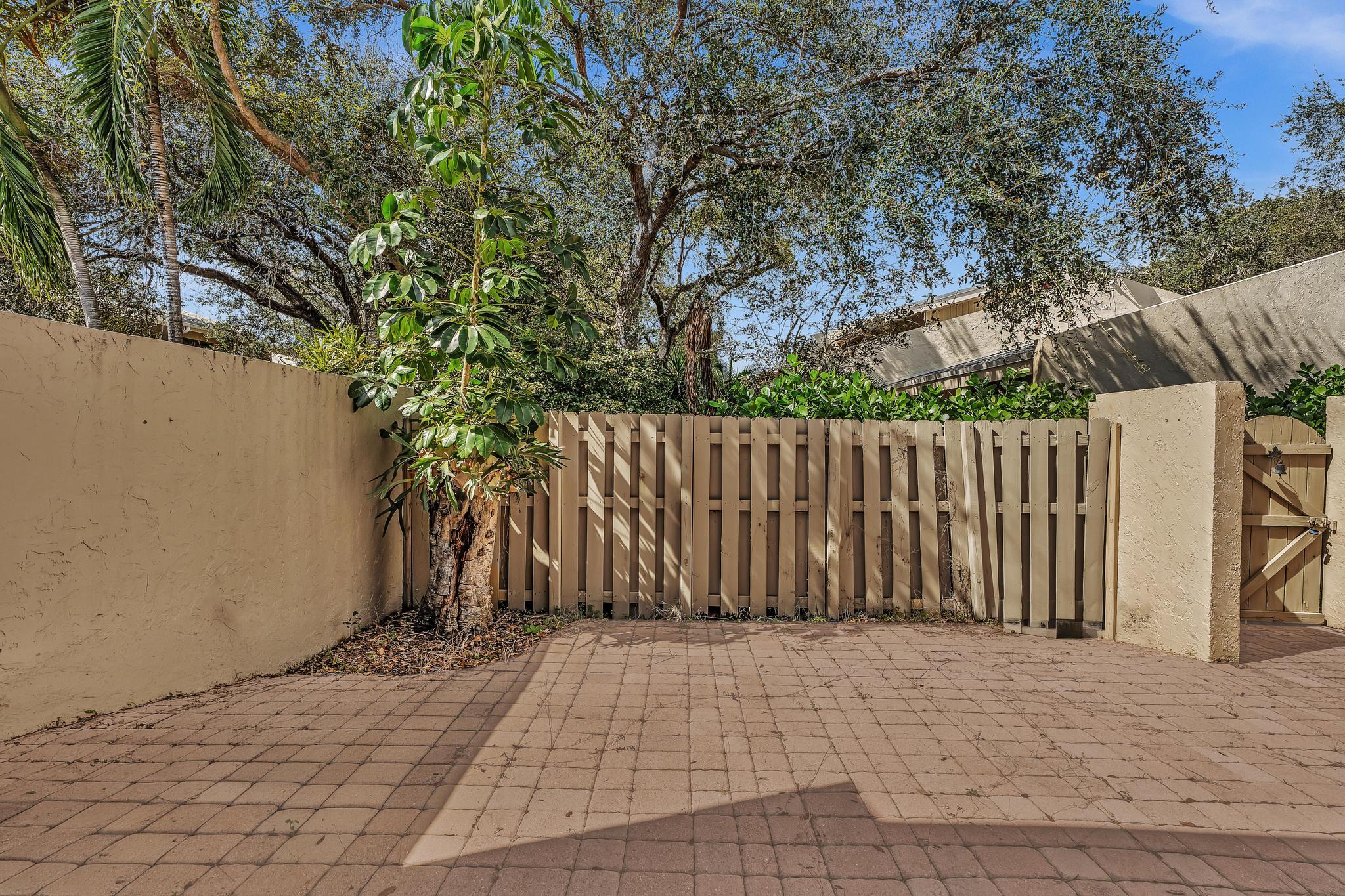 WOODLET - Residential