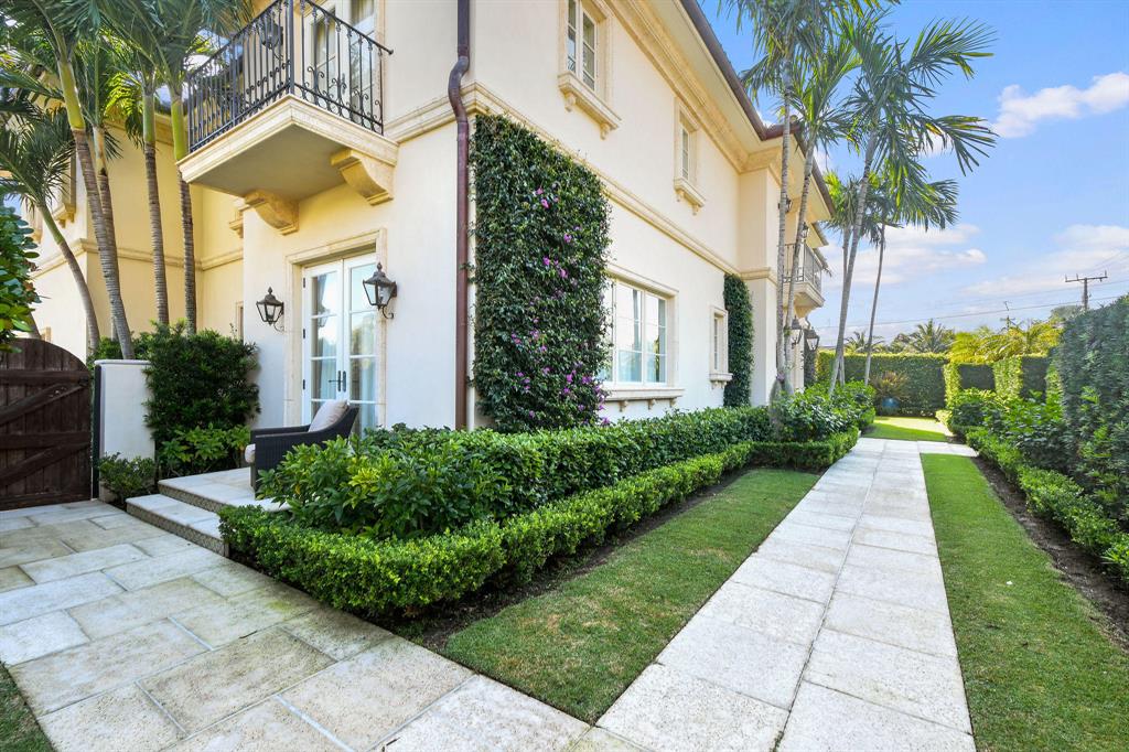 ESPLANADE ESTATES - Residential