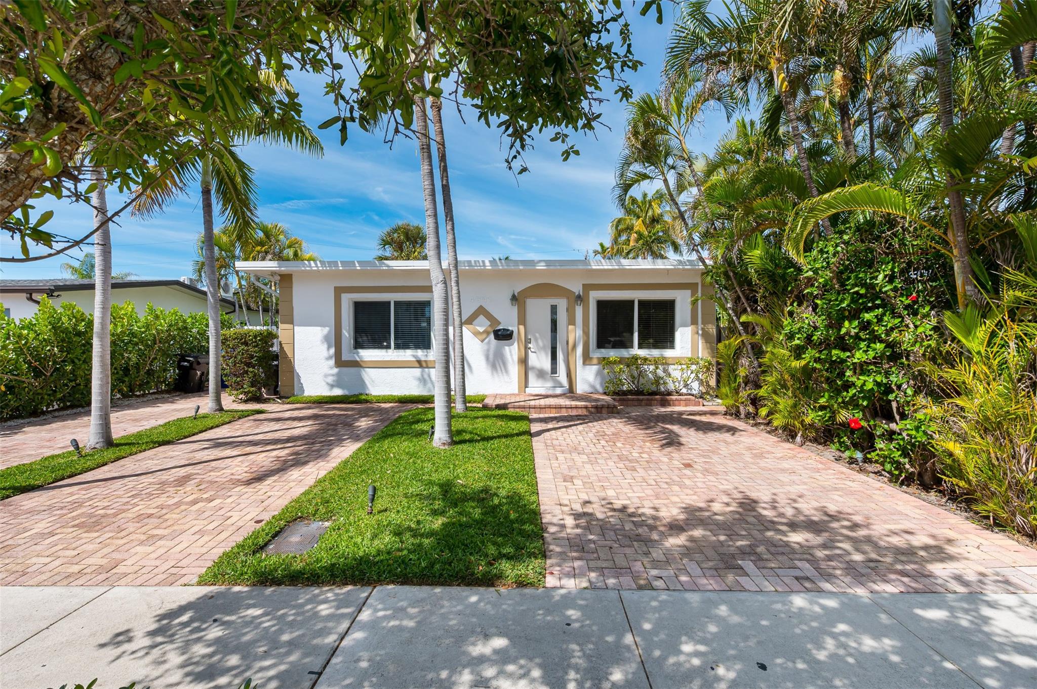 4641 Bougainvilla Drive