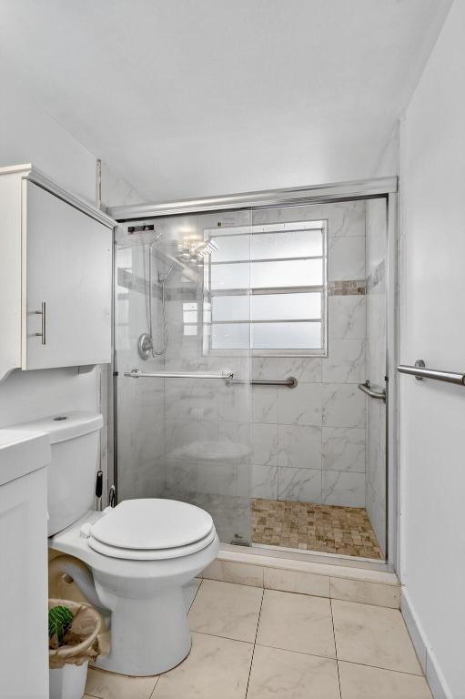 VILLAGES OF ORIOLE ABBEY CONDO - Residential