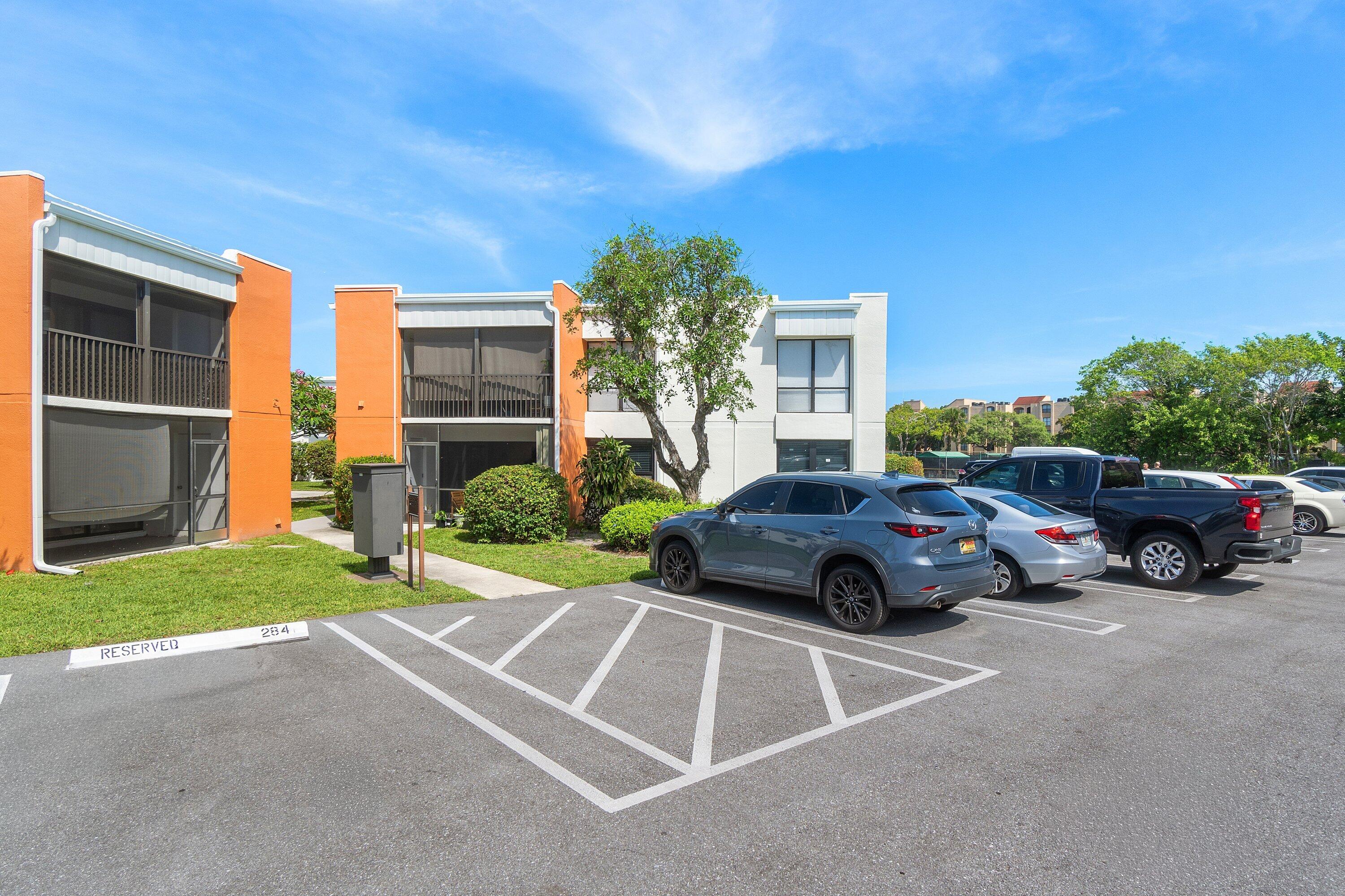 TOWN & COUNTRY ESTATES CONDO - Residential Lease