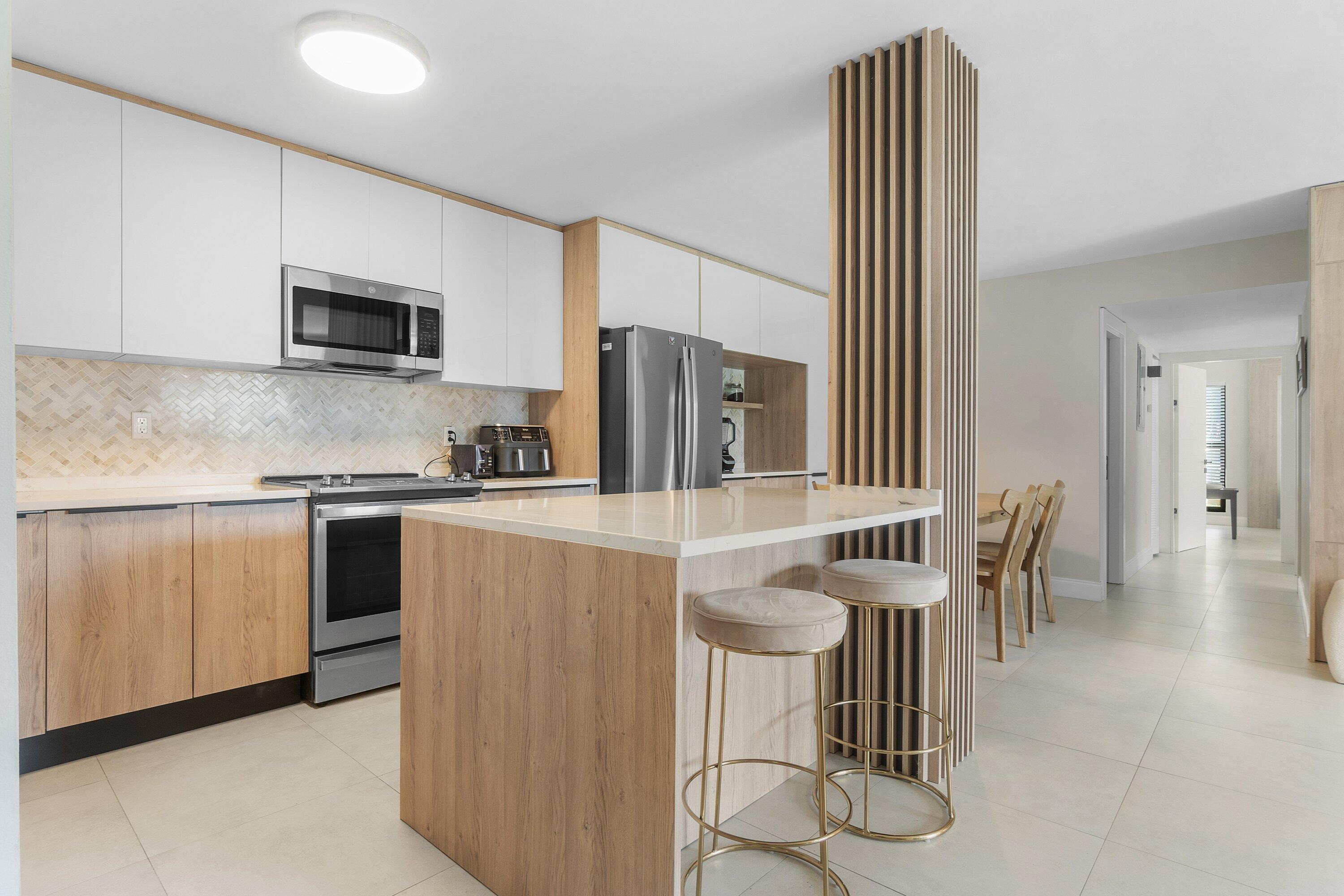 TOWN & COUNTRY ESTATES CONDO - Residential Lease