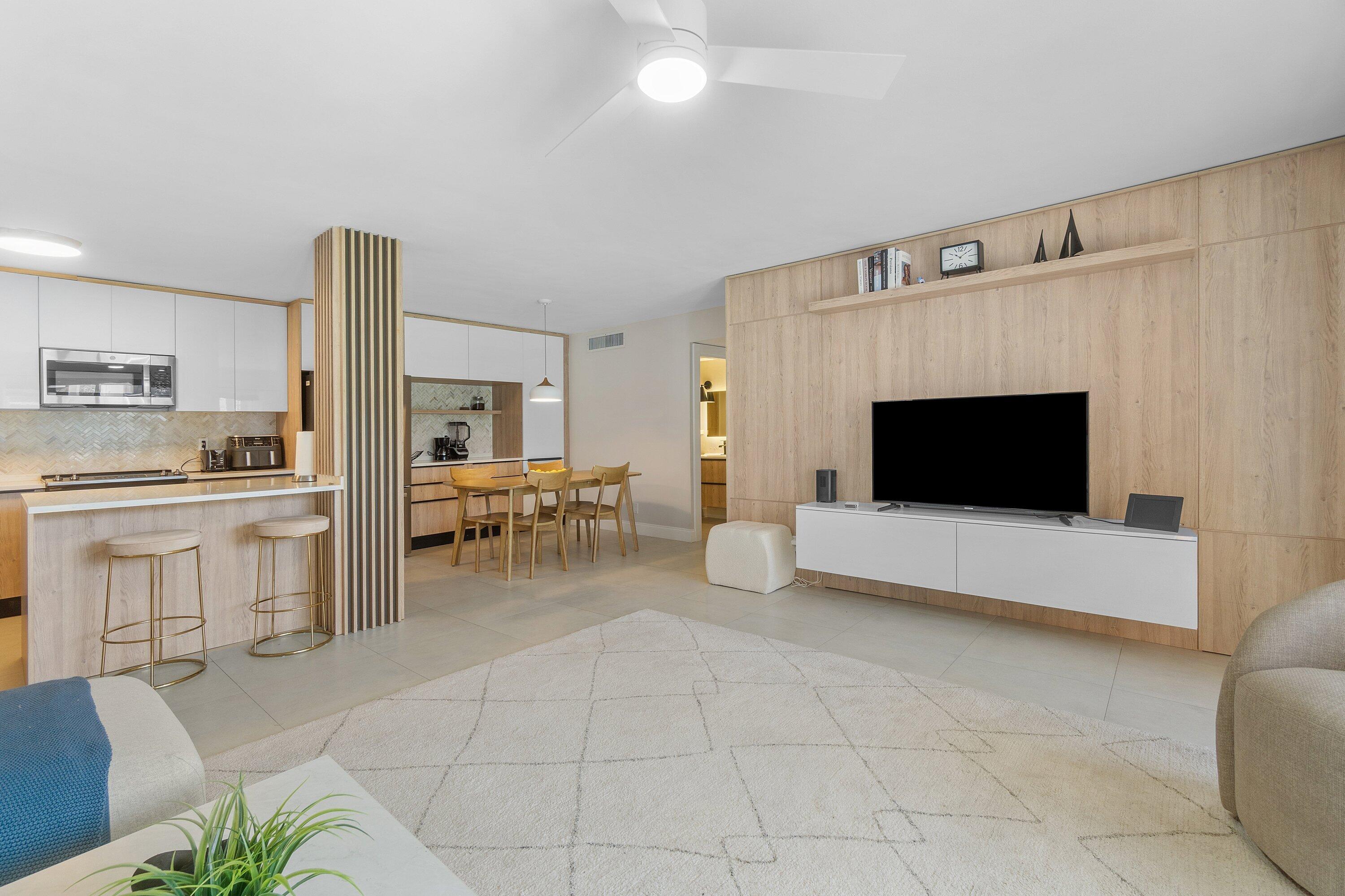 TOWN & COUNTRY ESTATES CONDO - Residential Lease