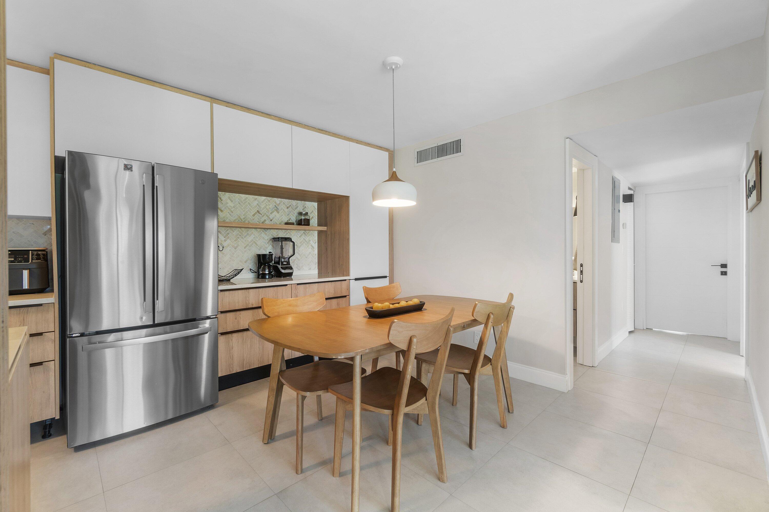 TOWN & COUNTRY ESTATES CONDO - Residential Lease