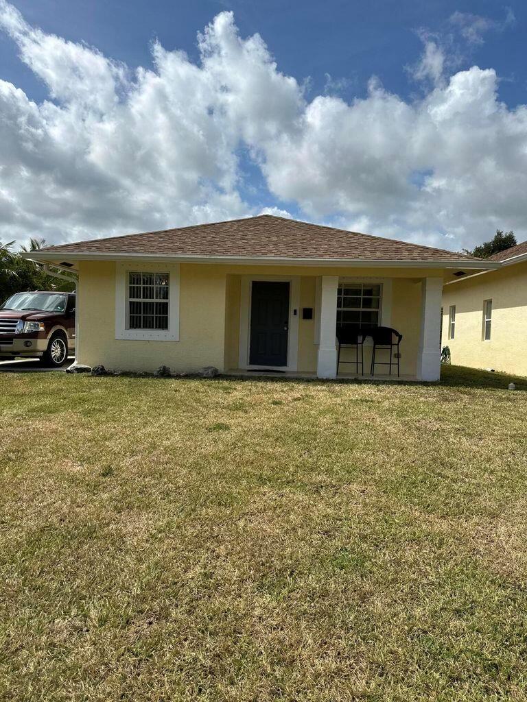 **UTILITIES INCLUDED** FAST APPROVAL AVAILABLE!! 2 bed 1 bath single family home in the highly desired Loxahatchee, FL. Well maintained home with 2 big bed rooms. Water, electricity and cable included in the monthly rent. Can be rented furnished or unfurnished all sizes are approximate. Schedule showing today!