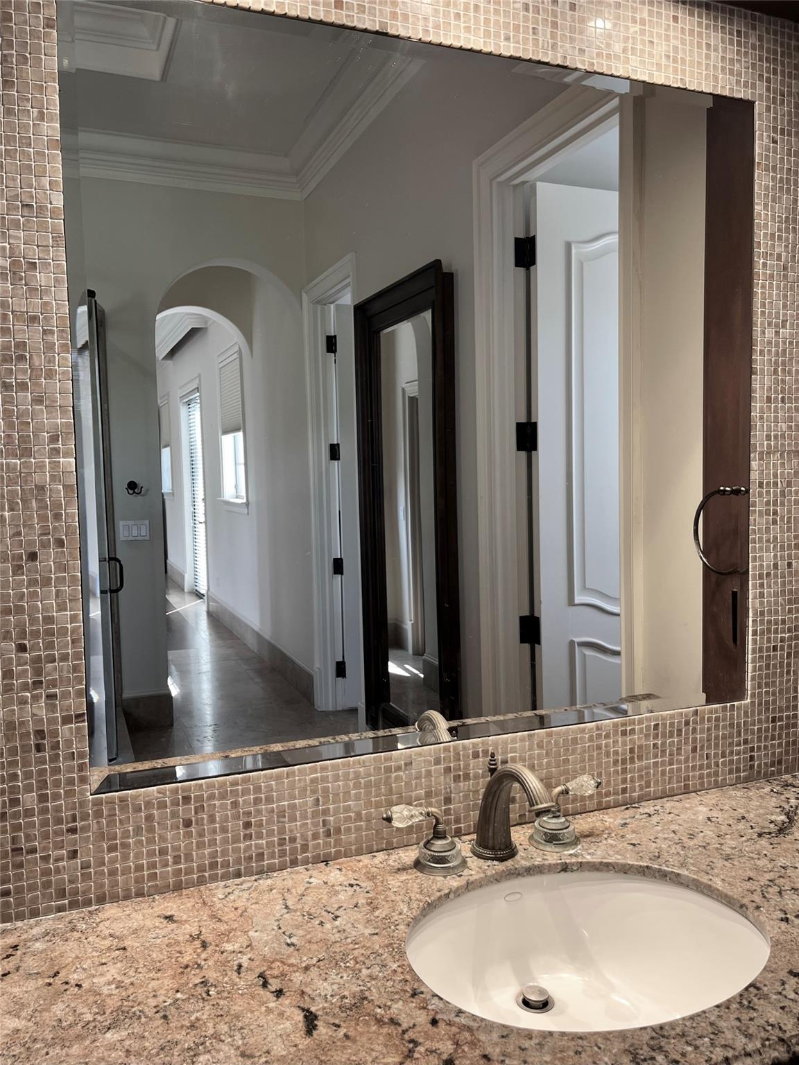 COLLINS HEIGHTS - Residential