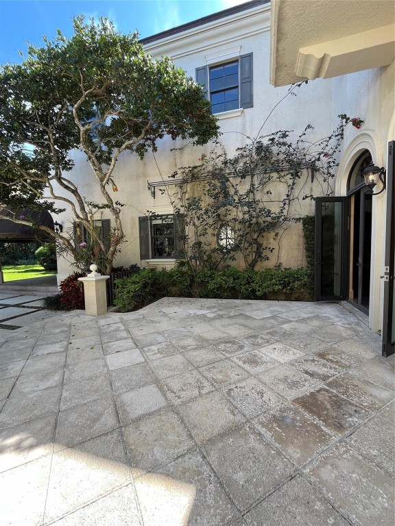 COLLINS HEIGHTS - Residential