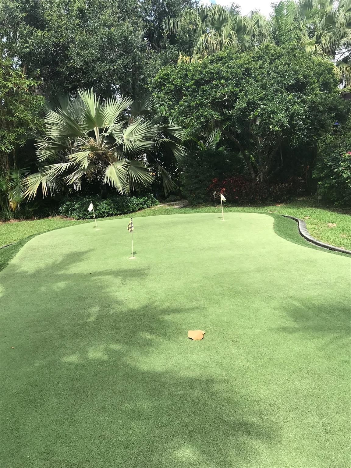 COLLINS HEIGHTS - Residential