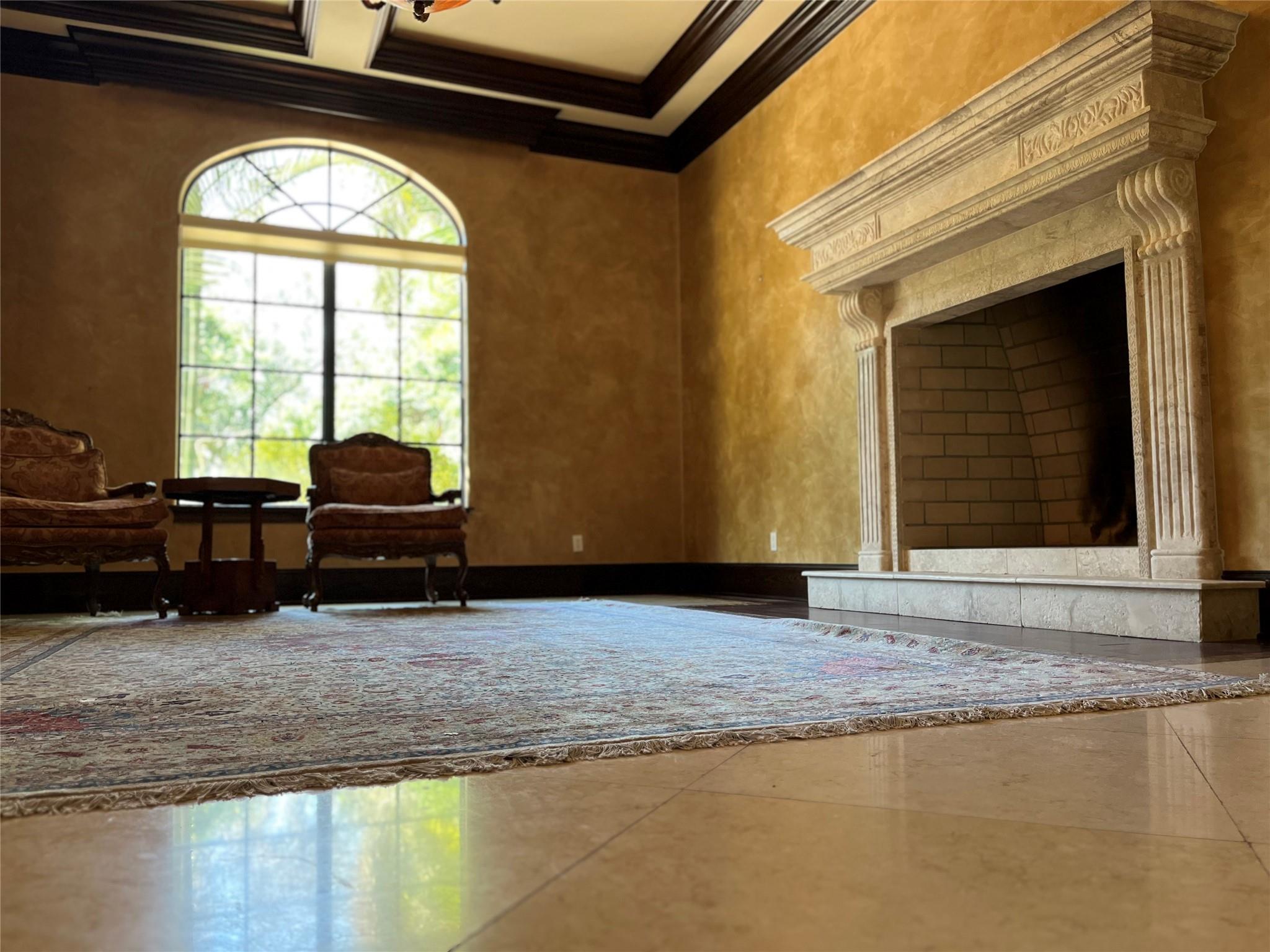 COLLINS HEIGHTS - Residential