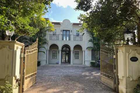 11191 SW 60 Ave, Pinecrest, FL MLS: F10484360