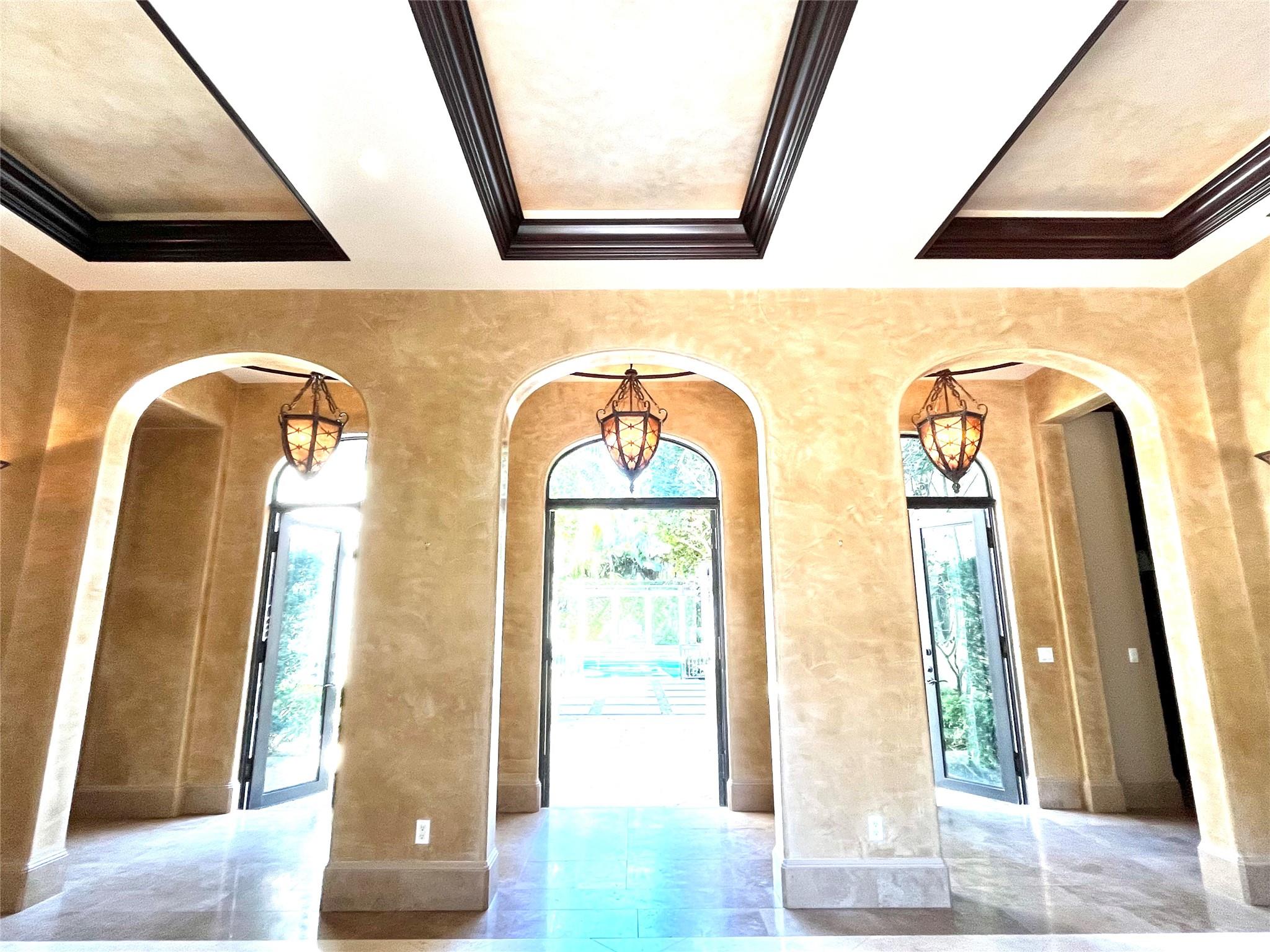 COLLINS HEIGHTS - Residential