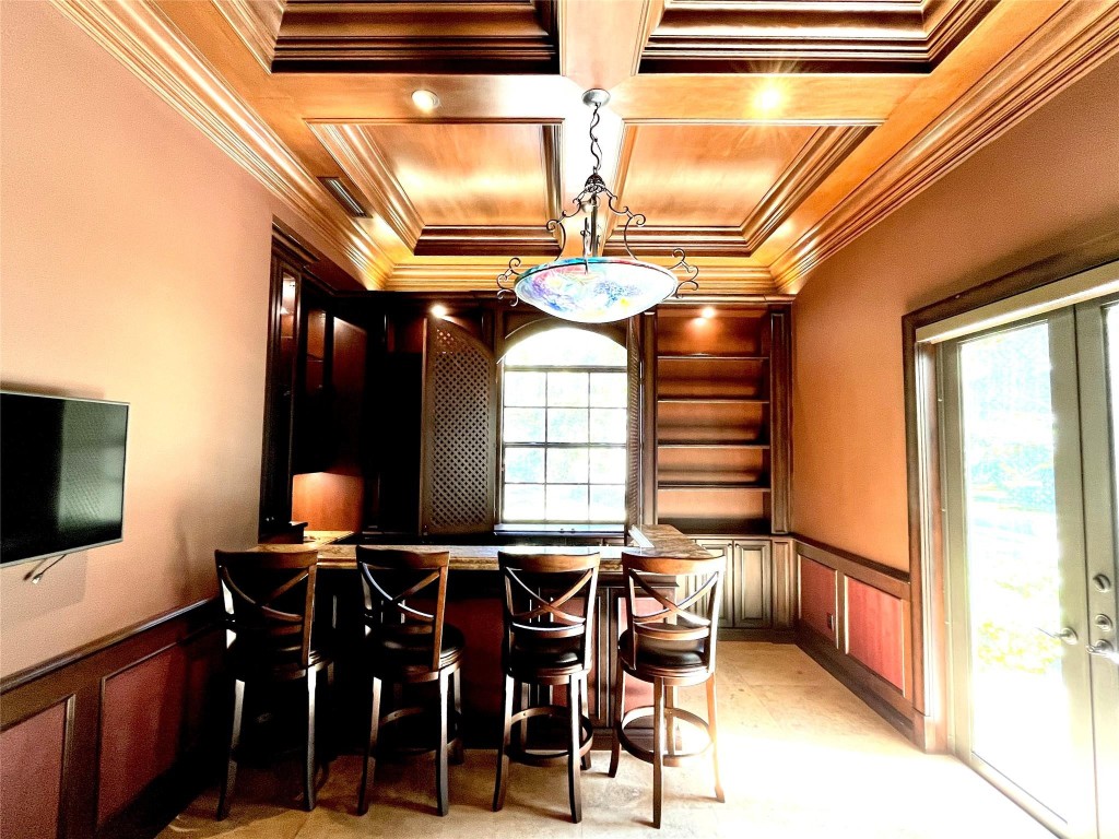 COLLINS HEIGHTS - Residential