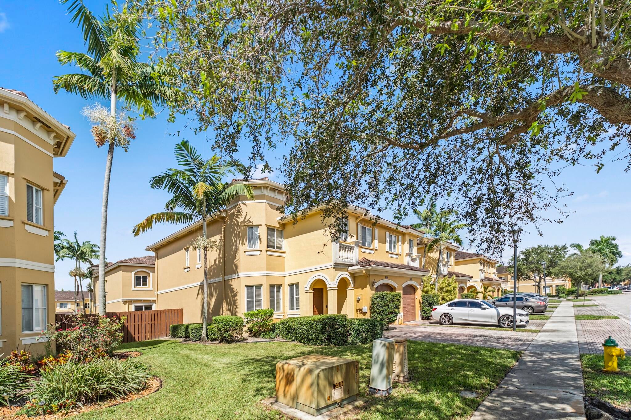 9041 SW 19TH Street
