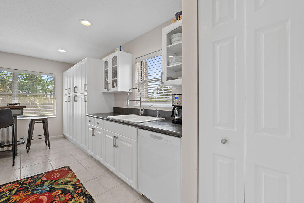 CANTERBURY AT ABERDEEN CONDO - Residential