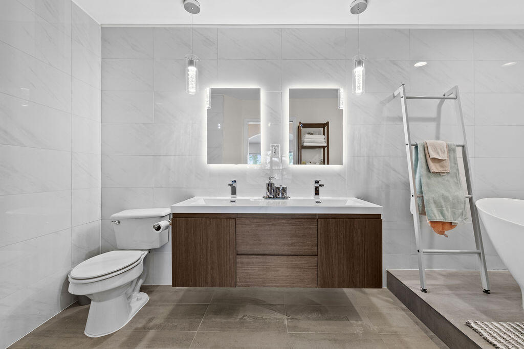 CANTERBURY AT ABERDEEN CONDO - Residential