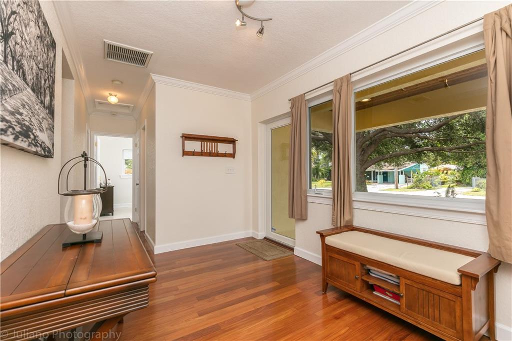 Flamingo Park Sec C 38-30 - Residential