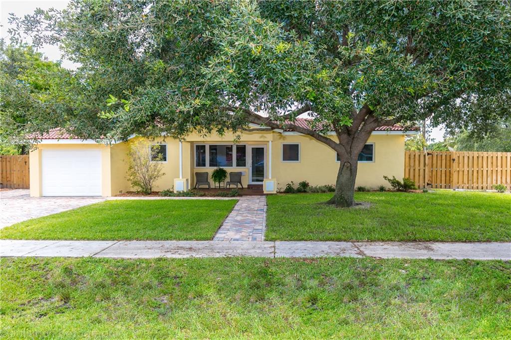 Flamingo Park Sec C 38-30 - Residential