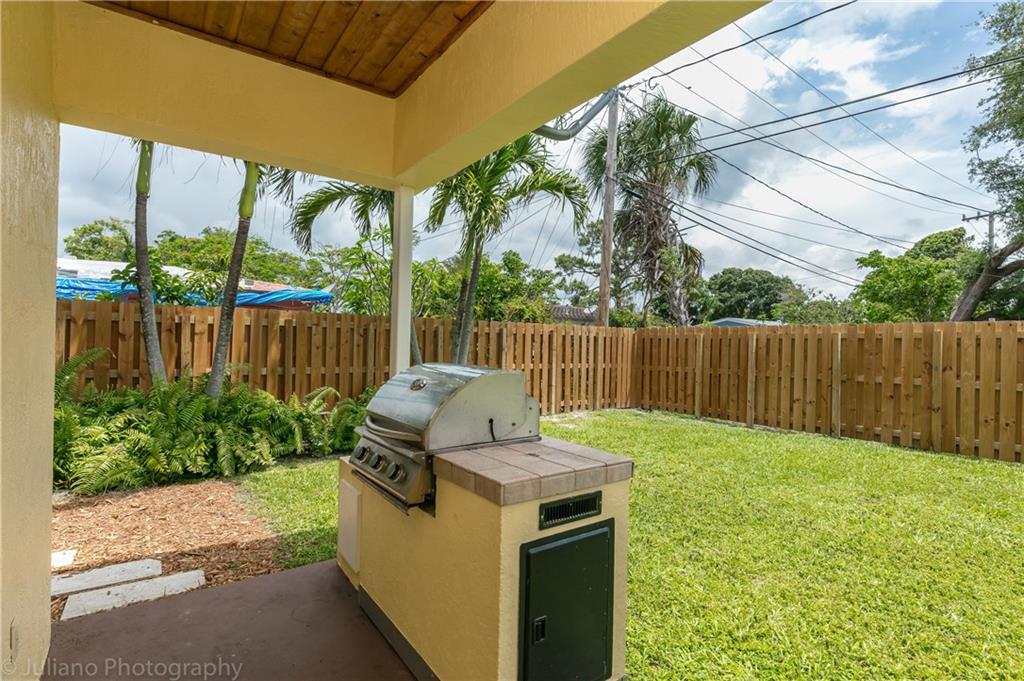 Flamingo Park Sec C 38-30 - Residential