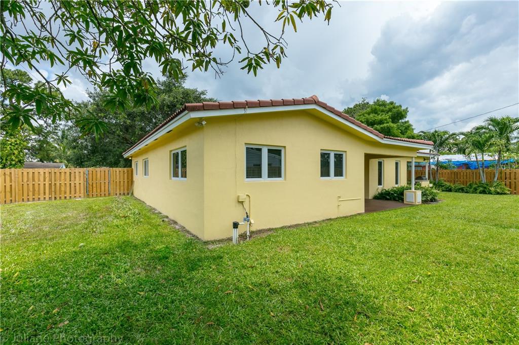 Flamingo Park Sec C 38-30 - Residential