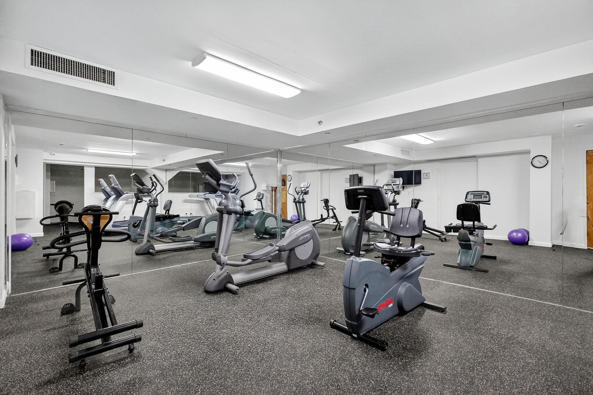 THE CLIPPER AT BISC COVE - Residential Lease